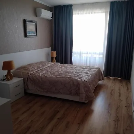 Macon In Saint Vlas סבטי ולאס