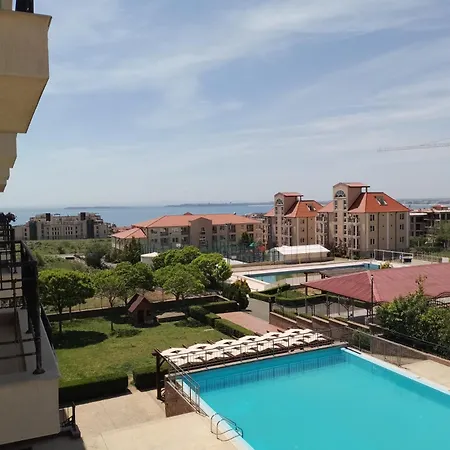 Macon In Saint Vlas Apartment Sveti Vlas